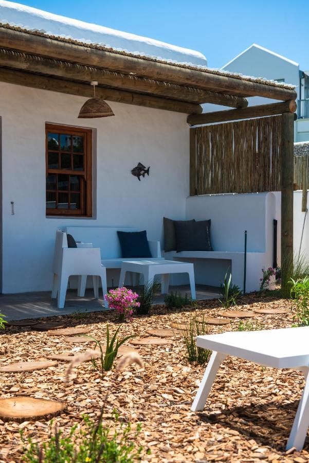Gonana Studios & Villa ปาเตอร์นอสเตอร์ ภายนอก รูปภาพ