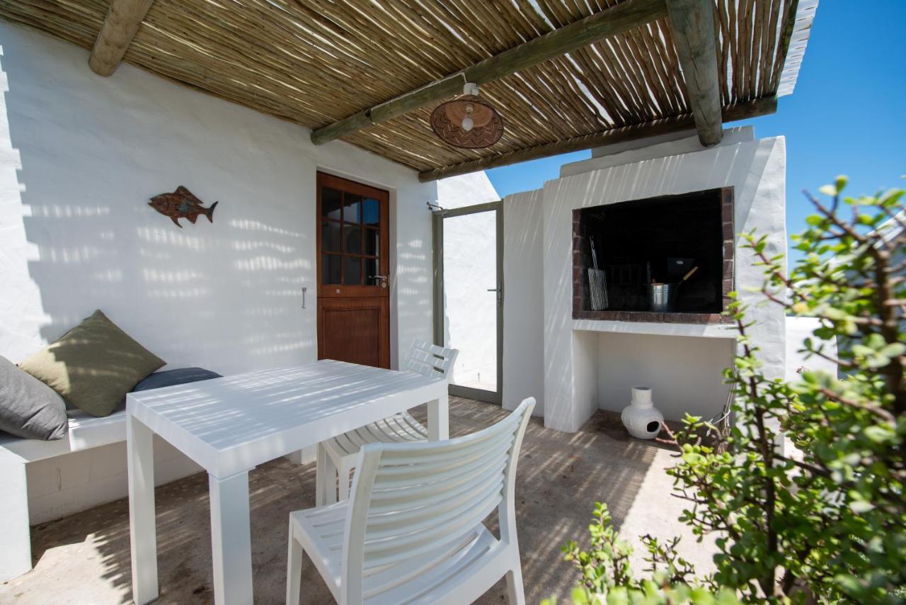 Gonana Studios & Villa ปาเตอร์นอสเตอร์ ภายนอก รูปภาพ