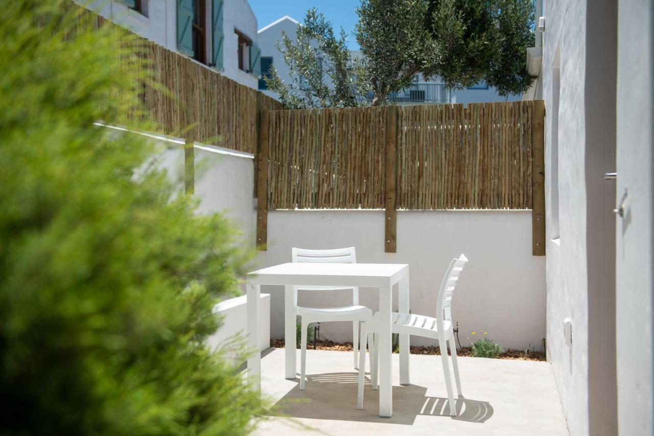 Gonana Studios & Villa ปาเตอร์นอสเตอร์ ภายนอก รูปภาพ